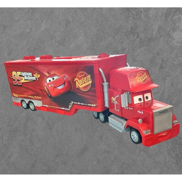 MACK TRUCK CAR HAULER & STORAGE CASE Disney Pixar Cars Movie Toy 2006 - Picture 2 of 7